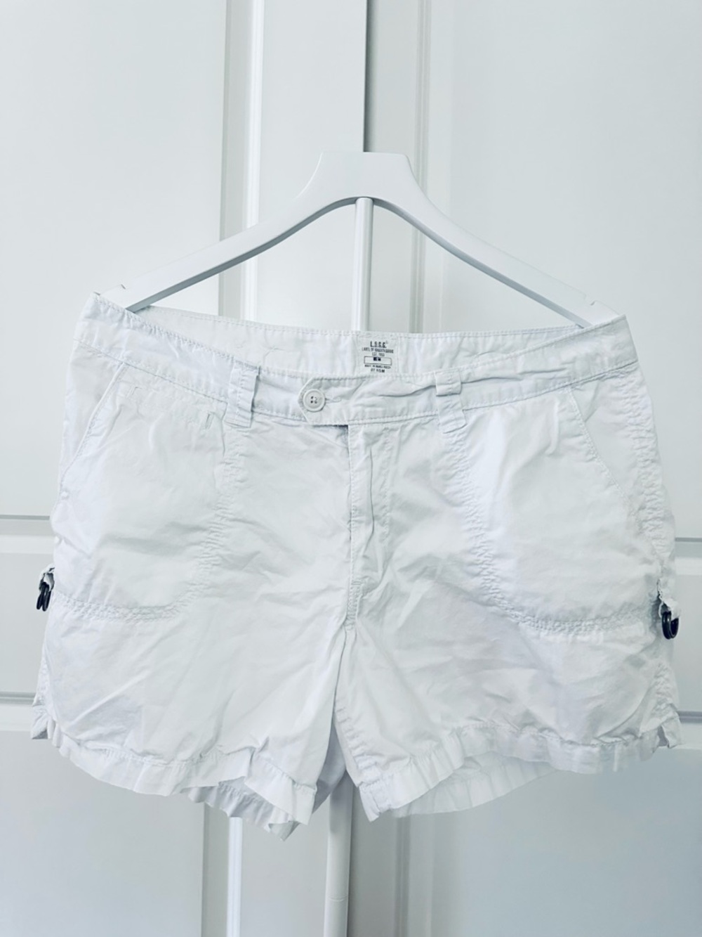 Women’s L.O.G.G. Casual White Shorts Size 14 Regular